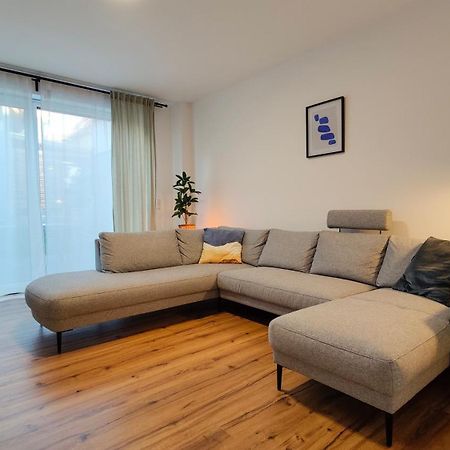 Hygge Home - Mit Garten Und Stellplatz Fuer Feriengaeste-, Monteure / Netflix / 10 Min. Zur Sinsheim Therme Und Zur Autobahn Exteriör bild