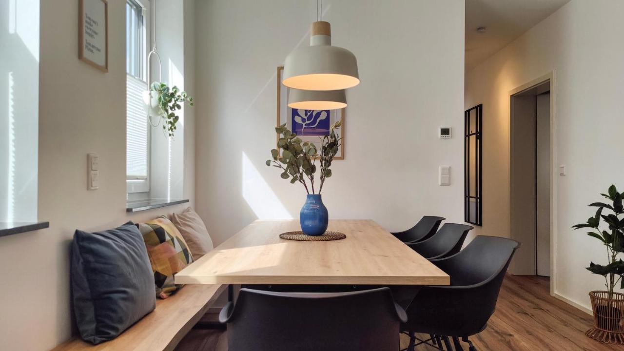 Hygge Home - Mit Garten Und Stellplatz Fuer Feriengaeste-, Monteure / Netflix / 10 Min. Zur Sinsheim Therme Und Zur Autobahn Exteriör bild