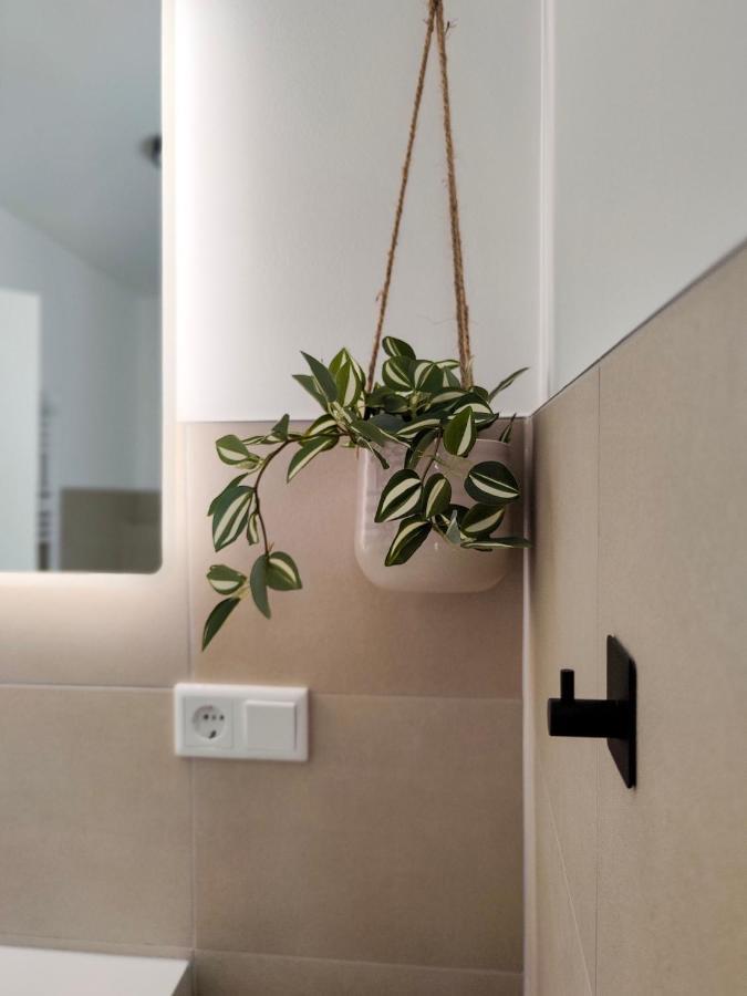 Hygge Home - Mit Garten Und Stellplatz Fuer Feriengaeste-, Monteure / Netflix / 10 Min. Zur Sinsheim Therme Und Zur Autobahn Exteriör bild