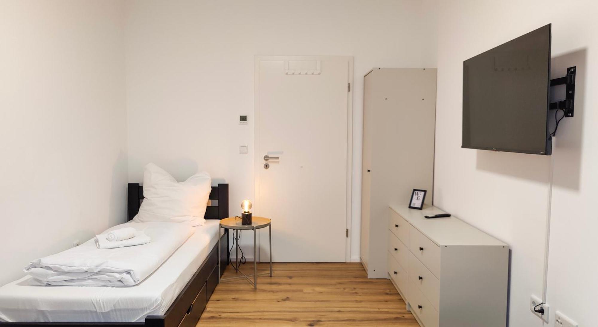 Hygge Home - Mit Garten Und Stellplatz Fuer Feriengaeste-, Monteure / Netflix / 10 Min. Zur Sinsheim Therme Und Zur Autobahn Exteriör bild