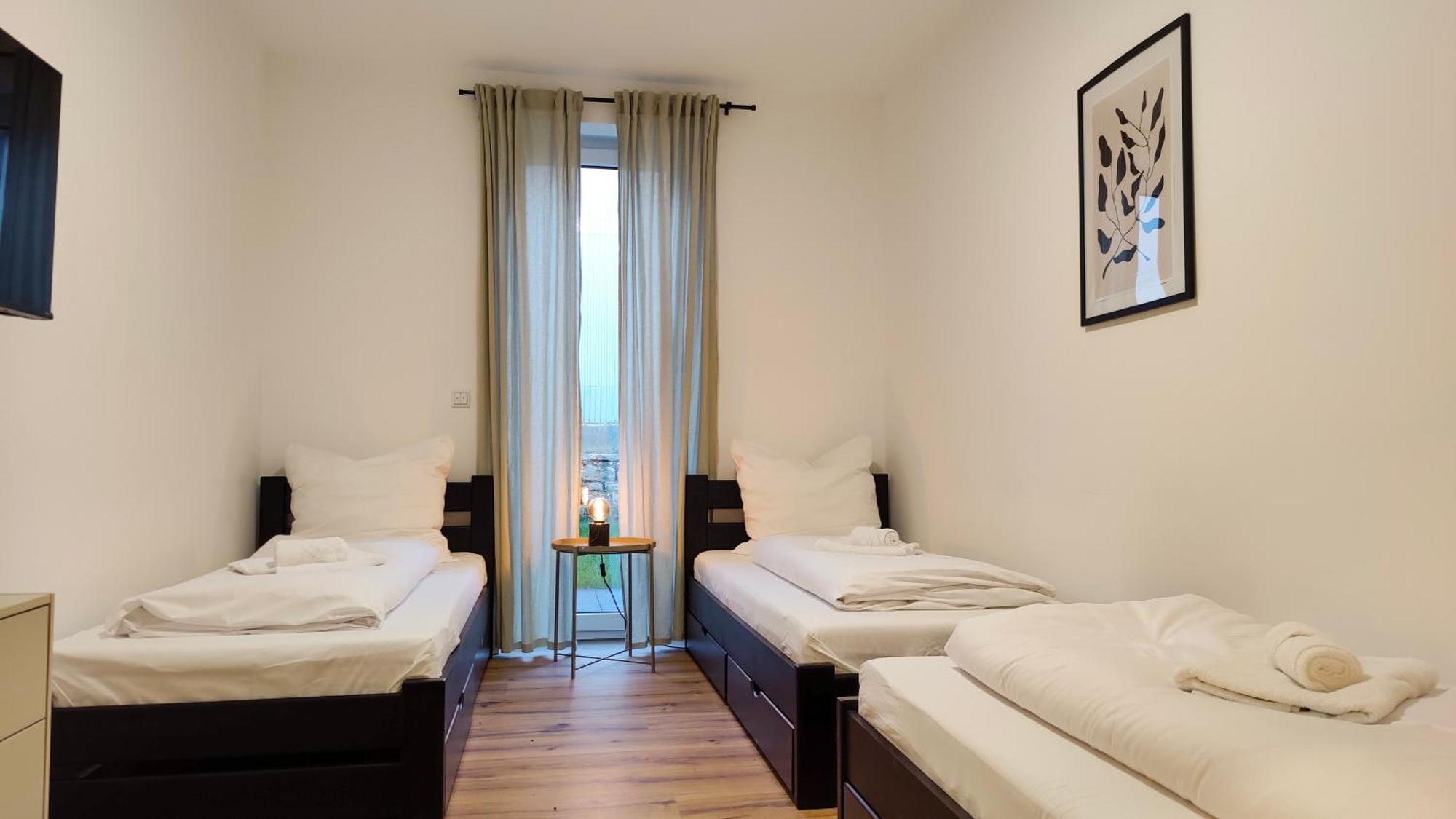 Hygge Home - Mit Garten Und Stellplatz Fuer Feriengaeste-, Monteure / Netflix / 10 Min. Zur Sinsheim Therme Und Zur Autobahn Exteriör bild